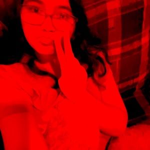 Meet your Posher, Mireya